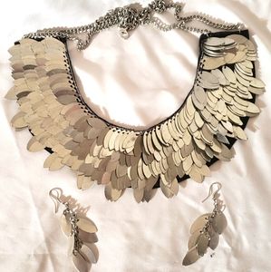 Necklace and earring set